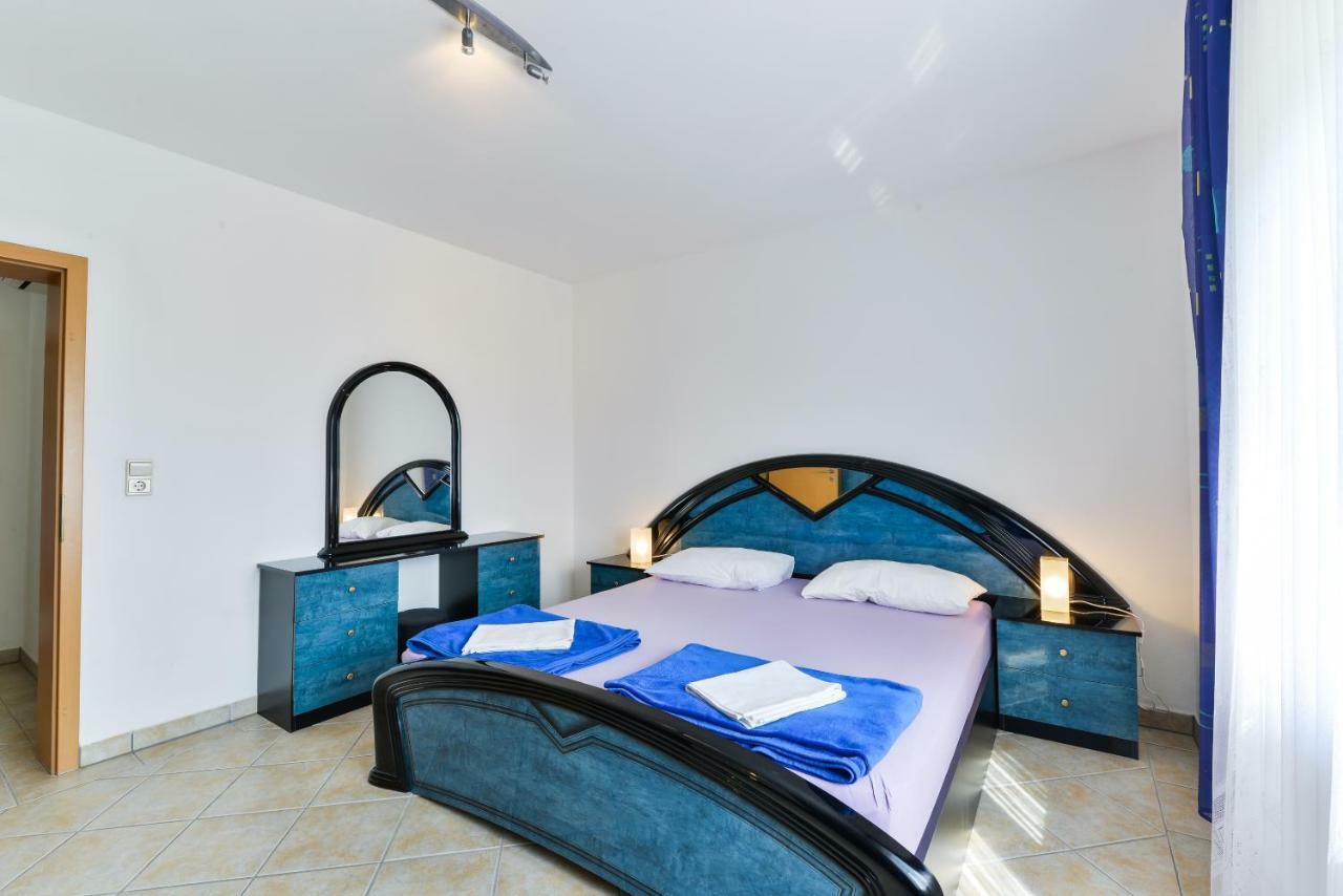 פריבלאקה Apartman Jurcic מראה חיצוני תמונה