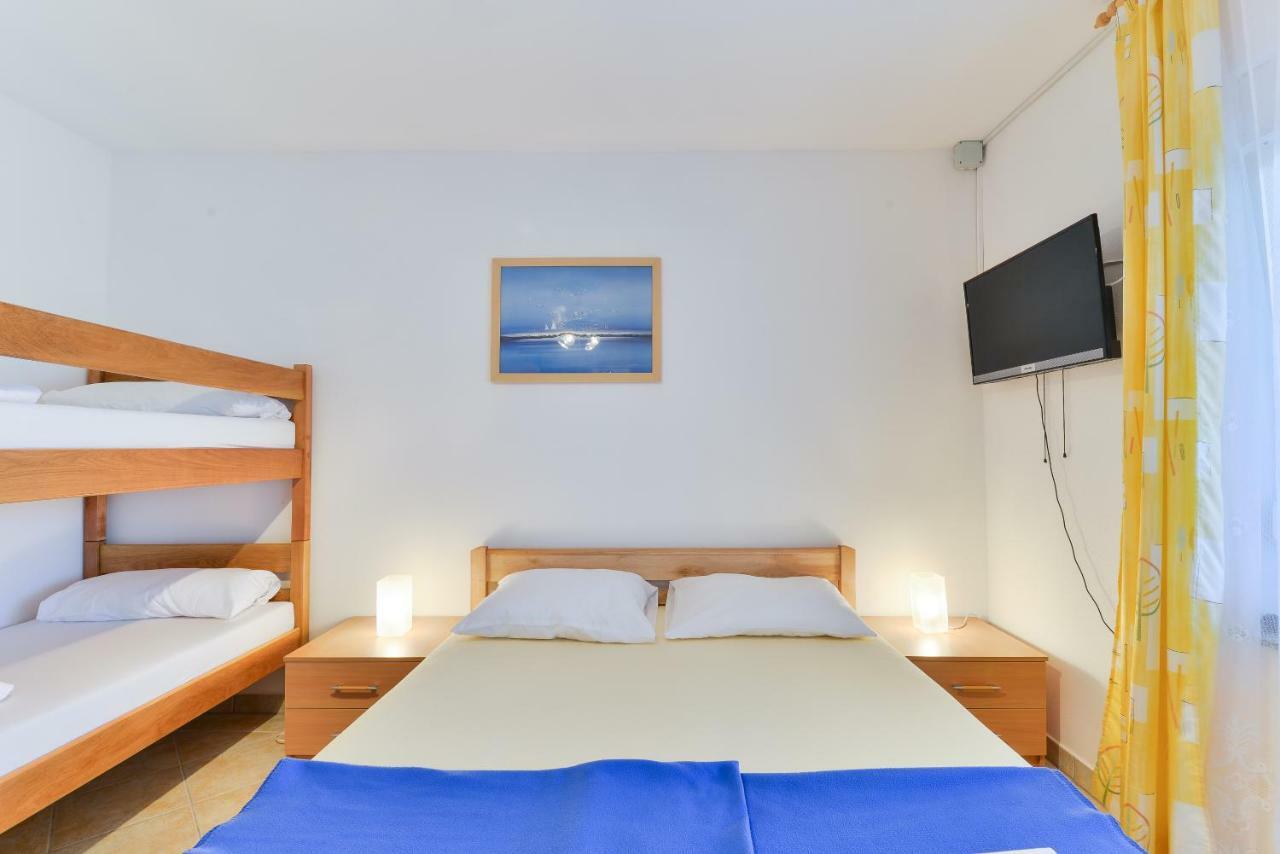 פריבלאקה Apartman Jurcic מראה חיצוני תמונה