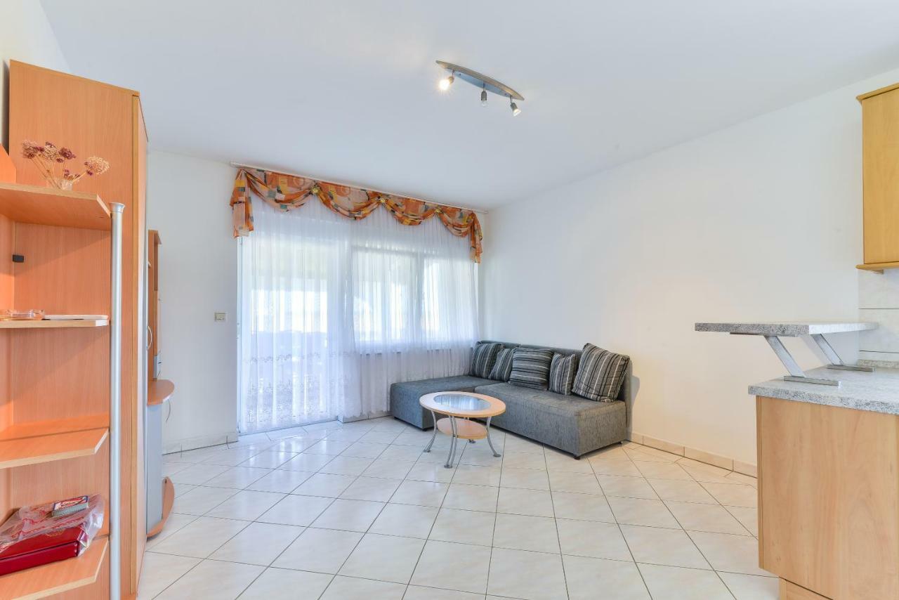 פריבלאקה Apartman Jurcic מראה חיצוני תמונה